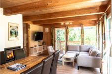 Chalet in St. Georgen am Kreischberg - (RENOVATED) Woody 8 - Chalet Bellevue with sauna and whirlpool