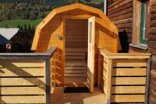 Chalet in St. Georgen am Kreischberg - Woody 13 - with unique barrel sauna & whirlpool