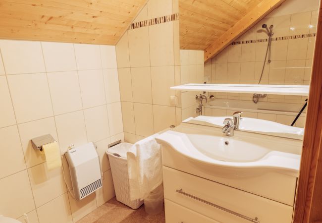 Chalet in St. Georgen am Kreischberg - Woody 14 - Holiday home with sauna & whirlpool Chalet in St. Georgen am Kreischberg - Woody 14 - Holiday home with sauna & whirlpool