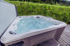 Chalet in St. Georgen am Kreischberg - Woody 14 - Holiday home with sauna & whirlpool