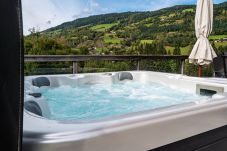 Chalet in St. Georgen am Kreischberg - Woody 4 - mit Whirlpool und Kreischberg-Sicht