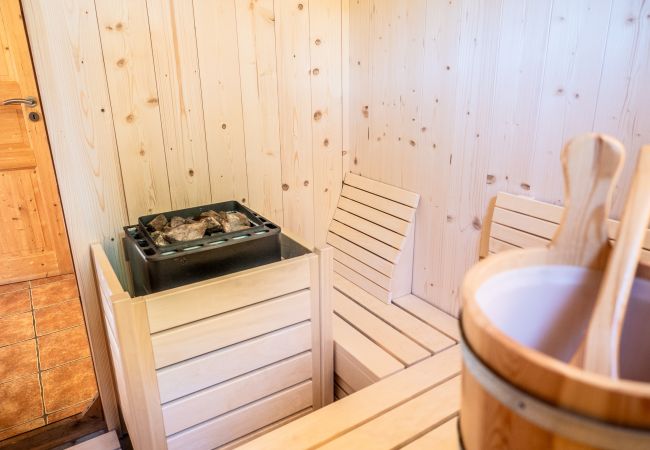 Chalet in St. Georgen am Kreischberg - (RENOVIERT) Woody 8 - Chalet Bellevue mit Sauna und Whirlpool Chalet in St. Georgen am Kreischberg - (RENOVIERT) Woody 8 - Chalet Bellevue mit Sauna und Whirlpool