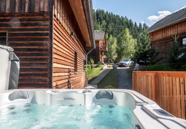Chalet in St. Georgen am Kreischberg - (RENOVIERT) Woody 8 - Chalet Bellevue mit Sauna und Whirlpool Chalet in St. Georgen am Kreischberg - (RENOVIERT) Woody 8 - Chalet Bellevue mit Sauna und Whirlpool