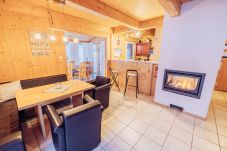 Chalet in St. Georgen am Kreischberg - Woody 12 - mit Sauna & 2 gemütlichen Terrassen