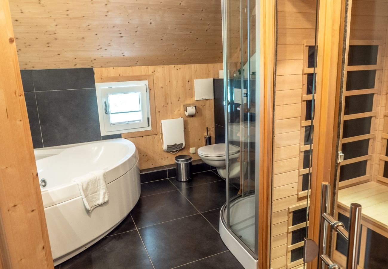 Chalet in Murau - Murau 9 - mit Infrarotsauna und Whirlpool Chalet in Murau - Murau 9 - mit Infrarotsauna und Whirlpool