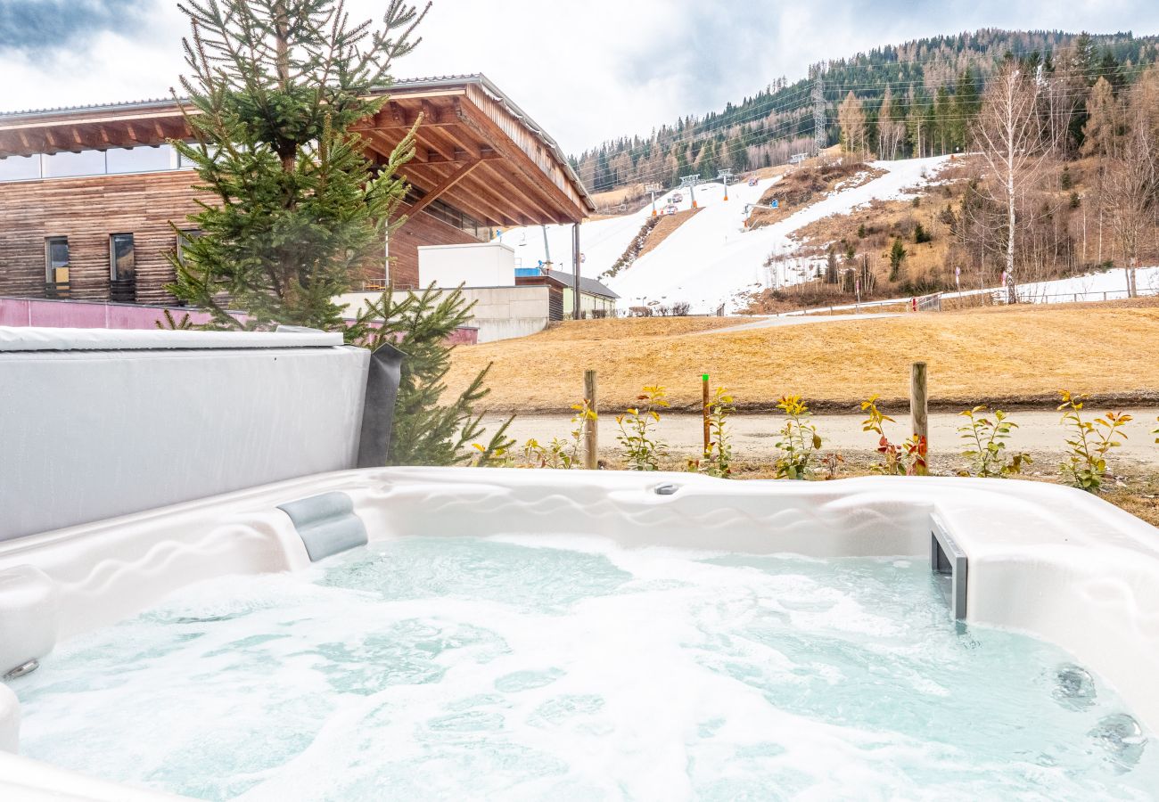 Chalet in St. Georgen am Kreischberg - Kreischberg 14b - direkt am Skilift
